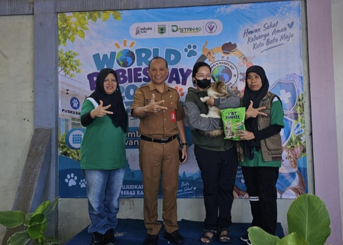 100 Vaksin Rabies Gratis untuk Anjing dan Kucing di Kota Batu, Warga Antusias