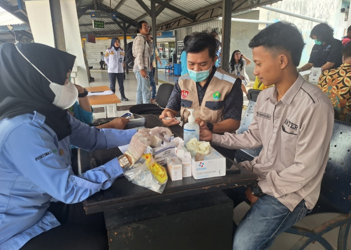 Terminal Arjosari Gelar Pemeriksaan Kesehatan Gratis untuk Sopir Bus Jelang Mudik Lebaran