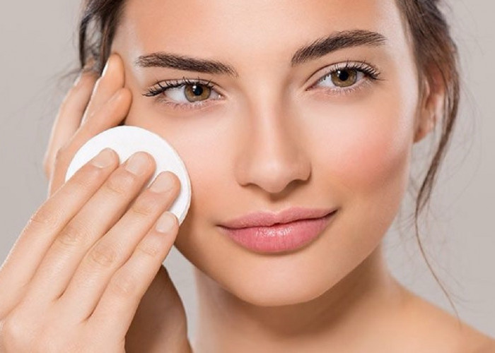 9 Skincare Wajib Pakai saat Musim Hujan, Nomor 3 Sering Diabaikan padahal Penting Banget!