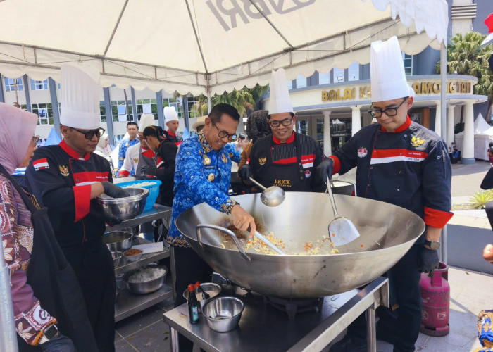 Buka BSFF #9, Wali Kota Batu Dorong Gastronomi sebagai Ekosistem Ekonomi Kreatif