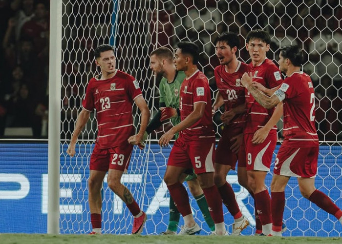 Lini Belakang Indonesia Jadi Benteng Kokoh Saat 10 Pemain Hadapi Malaysia