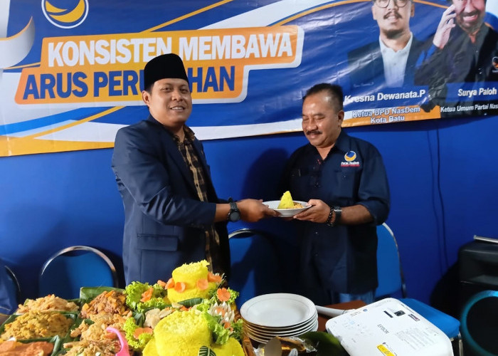 Tumpengan Ultah ke-14 Nasdem di Kota Batu, Surya Paloh Berpesan Siapkan Kemenangan Mulai Hari Ini
