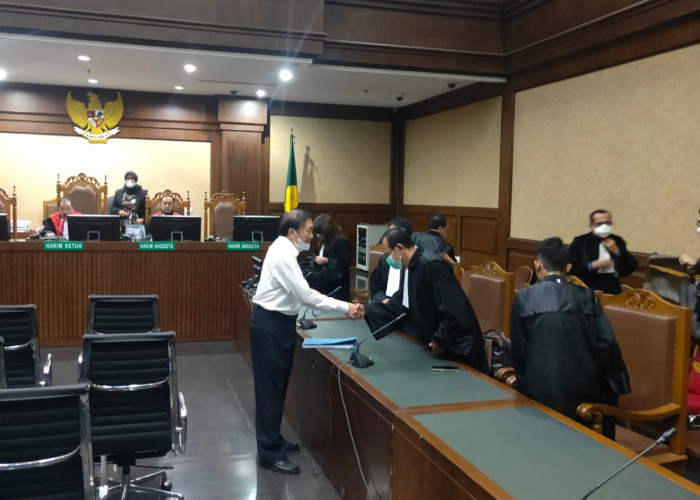 Menyerobot Mampir Kantor usai Persidangan, Surya Darmadi Dipindah ke Nusakambangan