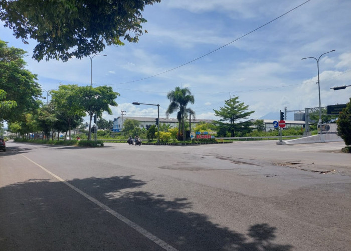 Tol Pakis Relatif Sepi, Aktivitas Kendaraan Didominasi Angkutan Barang