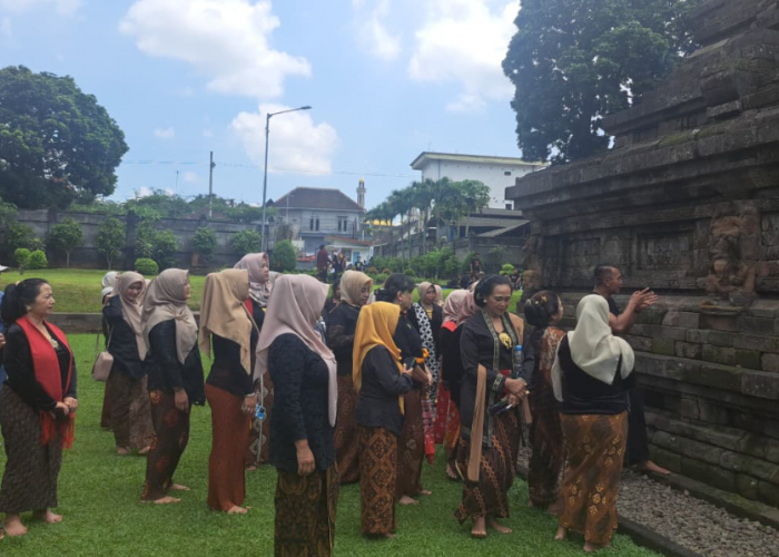 Peringatan Hari Kartini di Candi Kidal: Membaca Relief, Menyulam Makna Perjuangan Perempuan