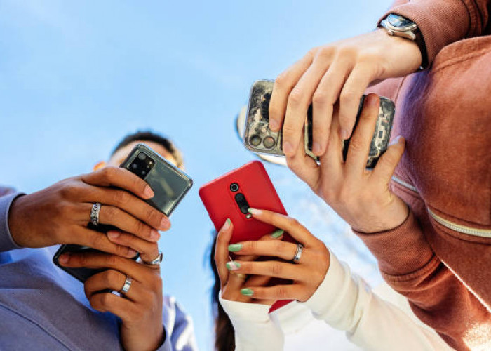 Nomophobia, Ketika Jauh dari Ponsel Memicu Cemas pada Gen Z menurut WHO