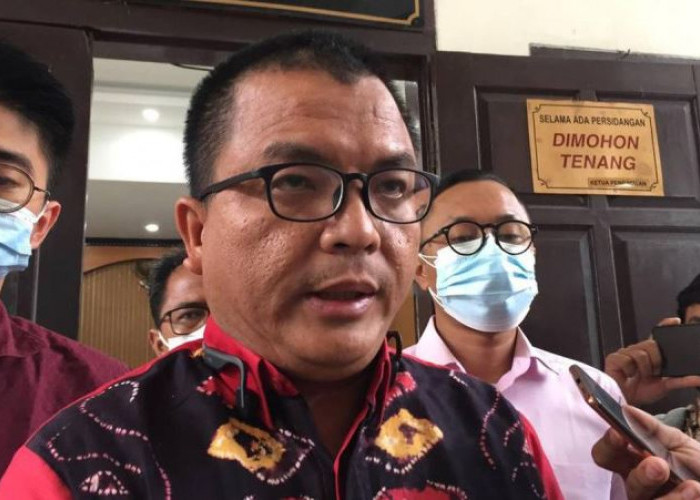 Denny Indrayana Cabut Gugatan Ijazah Gibran di PTUN, Hakim Menolak