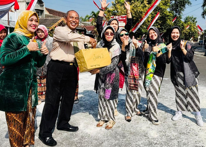 Warga Perumahan Sukun Pondok Indah Gelar Upacara Bendera dan Lomba Meriahkan HUT ke-80 RI