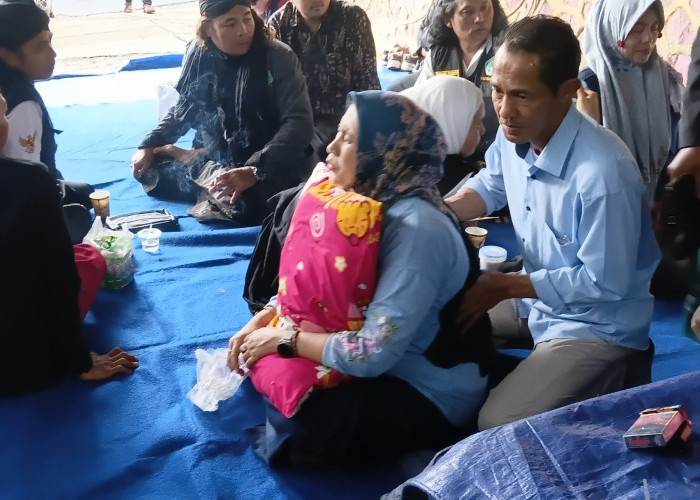 Ratusan Orang Ikuti Pengobatan Tradisional Gratis di Haul Gus Dur di Kota Batu