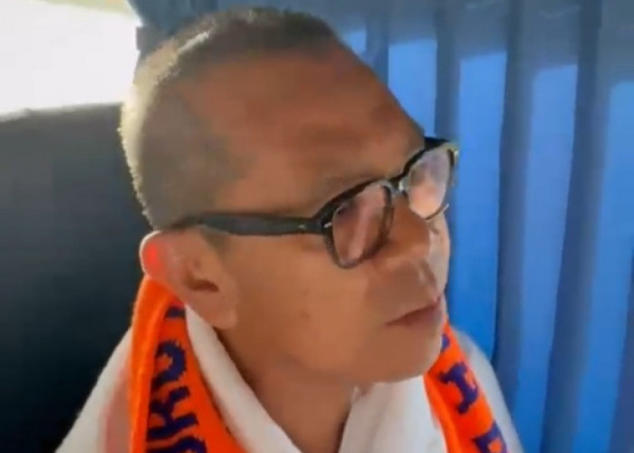Pimpin Bacaan Talbiyah di Dalam Bus, Wali Kota Batu Bersama 266 Jemaah Haji Menuju Arafah