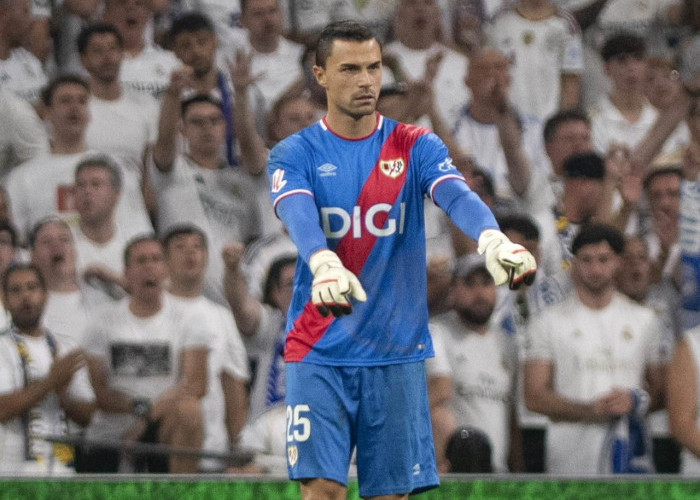 Emil Audero Debut di LaLiga, Tampil Gemilang Meski Rayo Vallecano Kalah dari Real Madrid