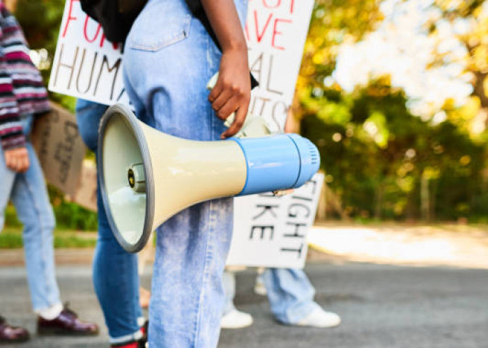 Spektrum Politik Anak Muda Indonesia 2025: Progresif Dominan, Didukung oleh Dorongan Perubahan dan Teknologi