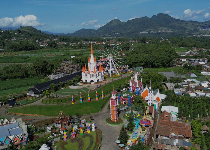 Wabup Malang Datangi Santerra De Laponte, Cek Perizinan, Yakin Oke, lalu Minta Buka di Malang Selatan