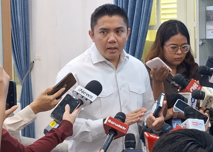 Viral Saiful Mujiani Ajak Gulingkan Prabowo, Seskab Teddy Buka Suara 