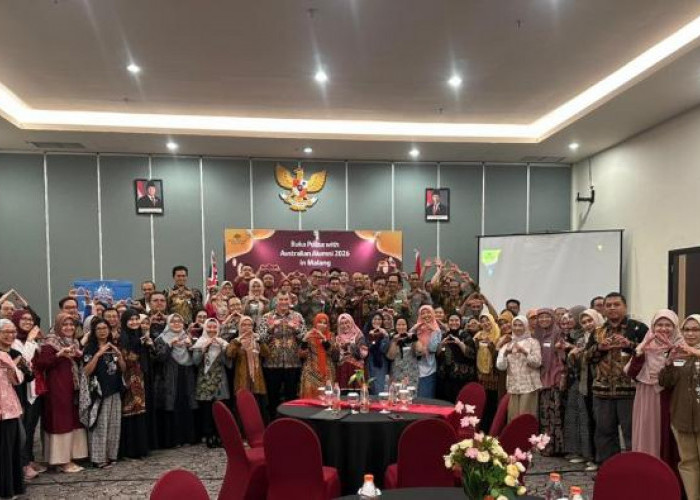 Rektor UIN Malang Sampaikan Kultum “Perempuan Ideal” dalam Buka Puasa Alumni Australia