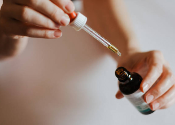 9 Rekomendasi Serum Wajah Terlaris di Shopee Indonesia 2025 yang Wajib Dicoba Arek Malang