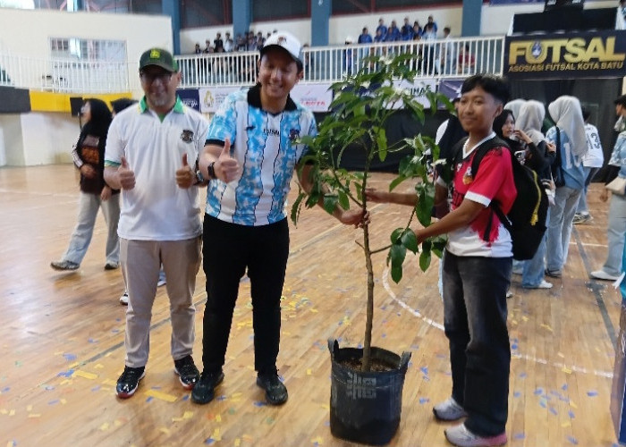 Pemkot Batu Getol Selipkan Penanaman Pohon di Kegiatan Pelajar, Ini Alasannya 