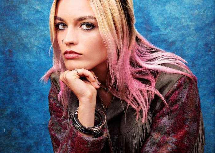 Emma Mackey Bergabung Ke Narnia, Jadi Penyihir Putih?!