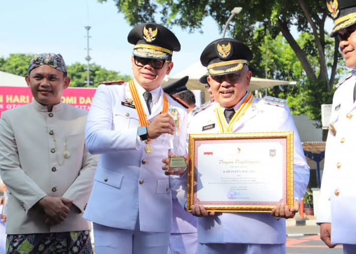 Kabupaten Malang Sabet Penghargaan Berkinerja Tinggi pada Peringatan Hari Otda ke-30