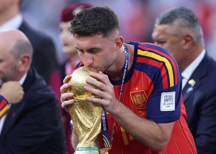 Aymeric Laporte Masuk Radar Barcelona usai Juara Dunia 2026, Klausul Rp300 Miliar Jadi Peluang Emas