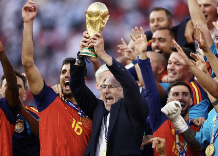 Luis de la Fuente Ubah Wajah Spanyol! Ini Rahasia La Roja Juara Piala Dunia 2026