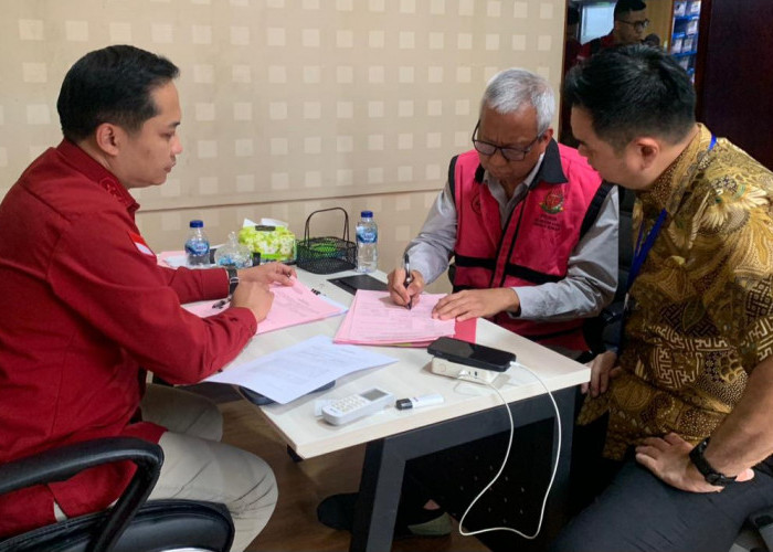 8 Tersangka Kasus Korupsi Minyak Pertamina Telah Diserahkan ke Jaksa Penutut Umum