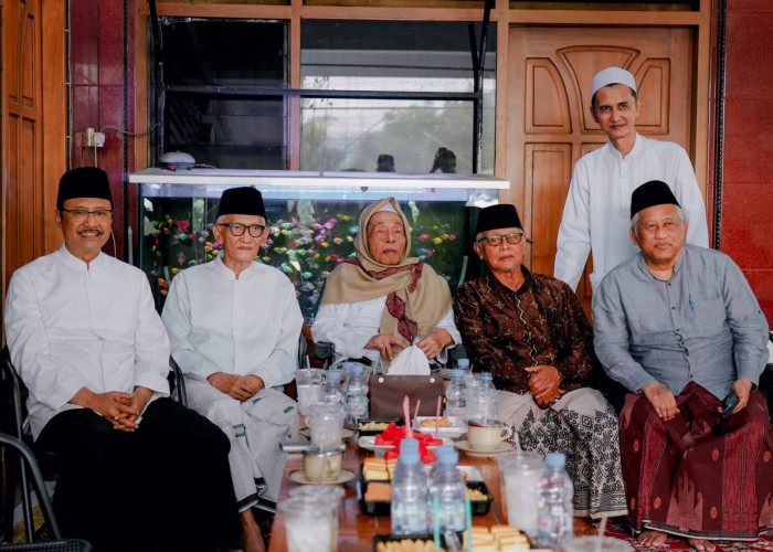 PBNU Berterima Kasih dan Minta Doa ke Kiai Nurul Huda Djazuli Ploso, jelang Munas-Konbes 20-22 Juni 2026