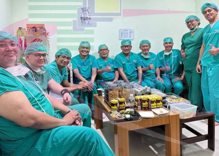 24 Oktober: Waktunya Ucapkan Terima Kasih untuk para Dokter Hebat!