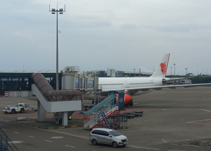 Abu Vulkanik Anak Krakatau Negatif, 8 Bandara Kembali Beroperasi, Bandara Malang Lancar