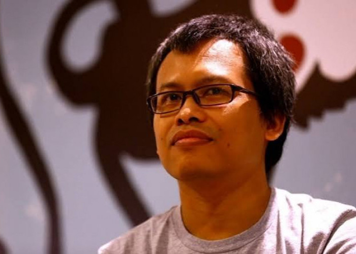 Mengenal Eka Kurniawan: Maestro Sastra Modern yang Menenun Cerita Lewat Sudut Pandang Magis