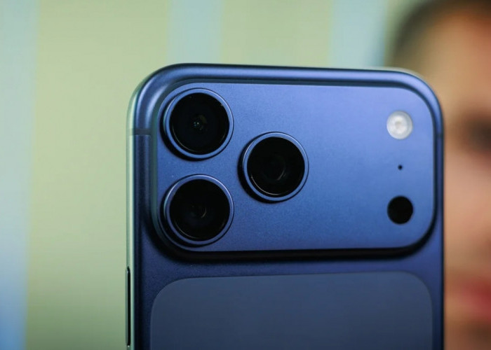Garis Kecil di Atas Bodi iPhone 17 Pro Ternyata Antena Khusus 5G, Pengguna Jangan Panik