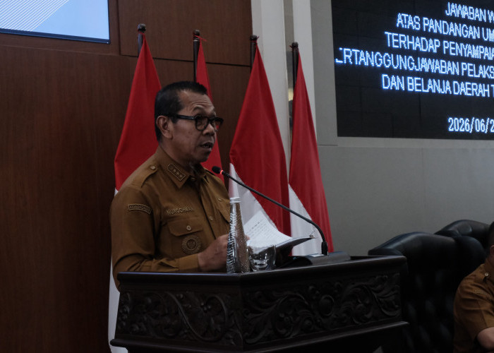 Disorot DPRD, Wali Kota Batu Nurochman Jelaskan Kendala Target Pajak dan Retribusi APBD 2025