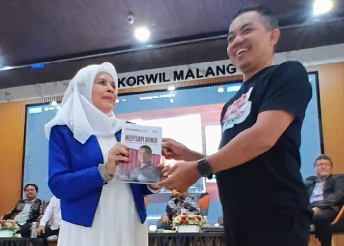 Dari Anak Desa hingga 8 Kontainer Kerupuk ke Malaysia, Kisah Kaji Dim Disorot Dahlan Iskan