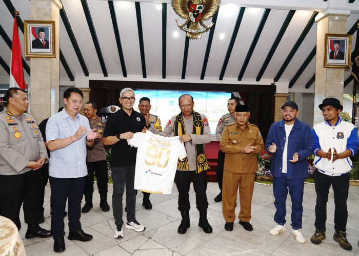 Kapolda Jatim, Bupati Malang, Manajemen Arema FC dan Aremania Bahas Kesiapan Arema Tampil Lagi di Kanjuruhan 