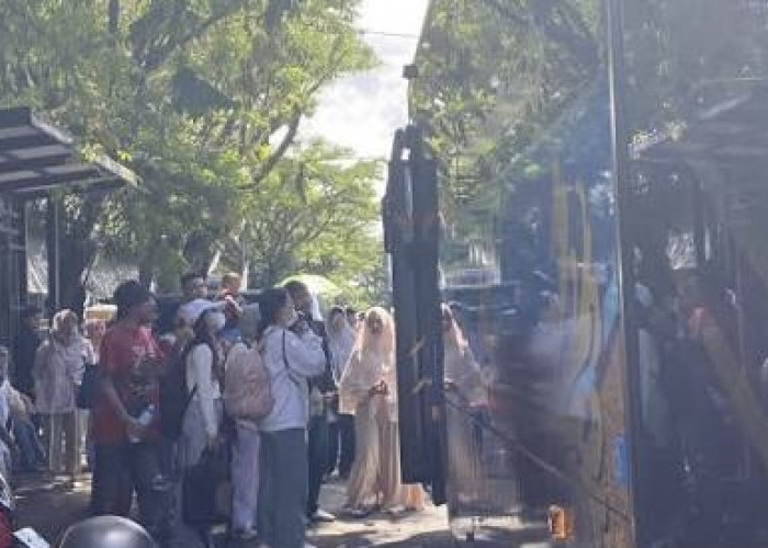 Libur Nataru, Bus Trans Jatim Koridor Malang Diserbu Wisatawan, Okupansi Tembus 80 Persen