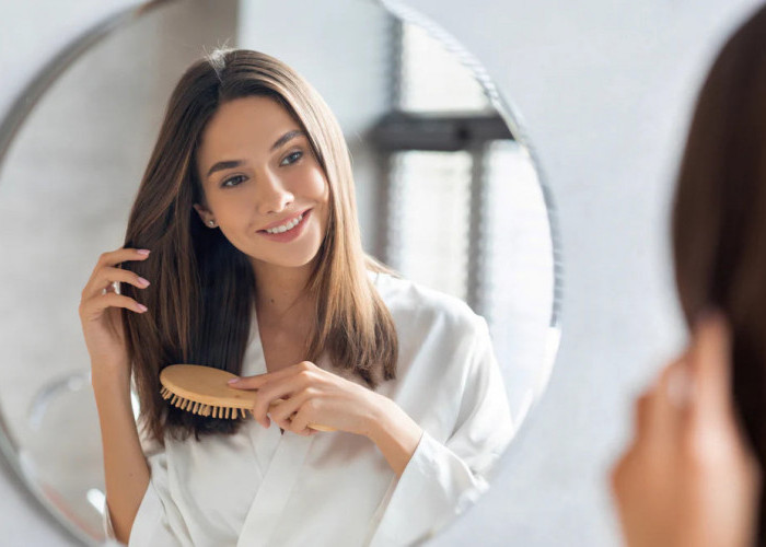 Tanpa Harus Keluar Uang Banyak, Begini 9 Tips Perawatan Rambut Ala Salon di Rumah