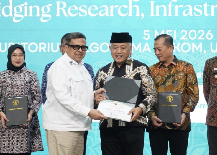Kabupaten Malang Borong Tiga Penghargaan Halal Sektor Pemerintahan dan Industri