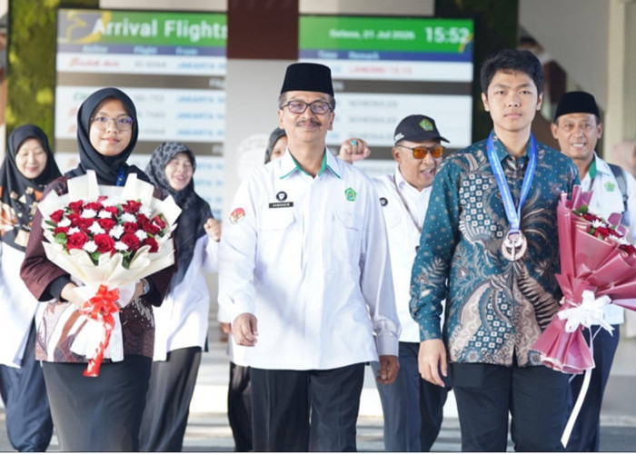 Wakili Indonesia di Olimpiade Biologi Internasional, Siswi MAN 2 Malang Pulang Bawa Perak