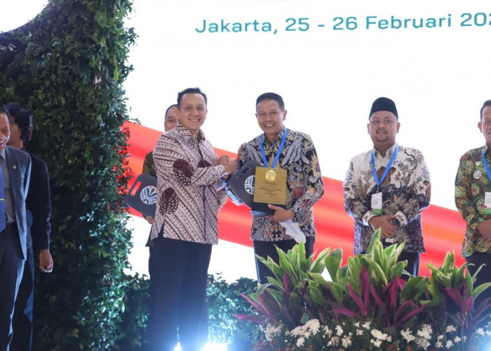 Kota Malang Raih Sertifikat Menuju Kota Bersih, Peringkat 7 Nasional