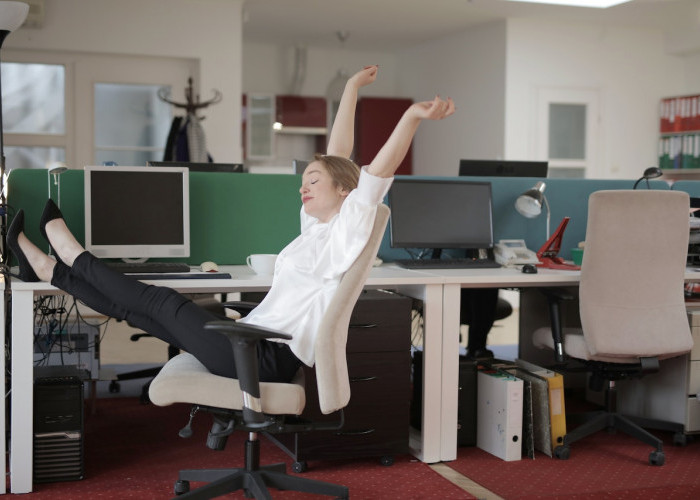 Bukan Nasib, 9 Kebiasaan Ini yang Diam-Diam Bikin Karier Terhambat