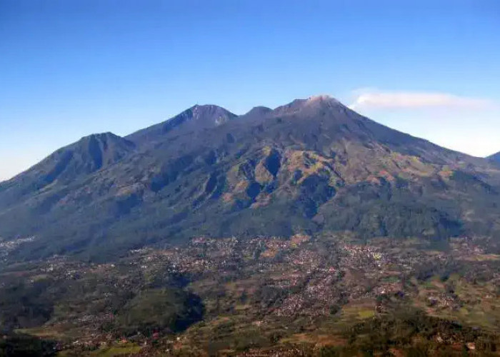 Cuaca Gunung dan Perairan Malang 29 September: Arjuno-Welirang Hujan Rintik, Gelombang 2,5 Meter