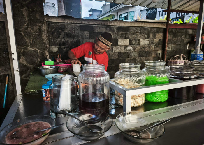 3 Rekomendasi Es Campur Legendaris di Kota Batu, Ada Pak Said