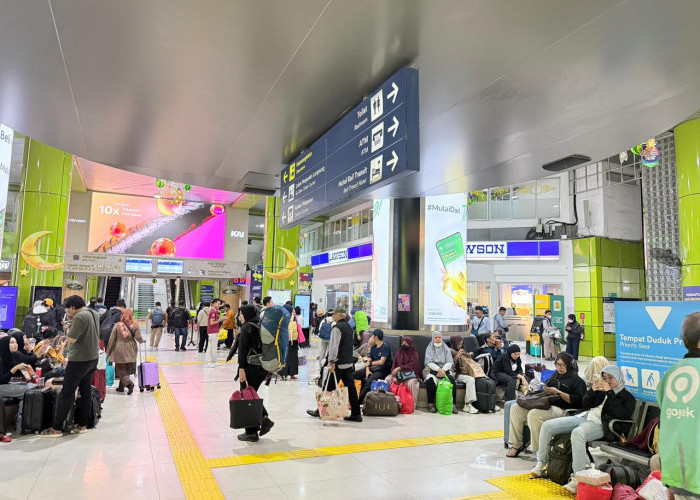 174 Ribu Orang Naik KA Lebaran: Barang Hilang Meningkat, Begini Cara Lapor ke PT KAI