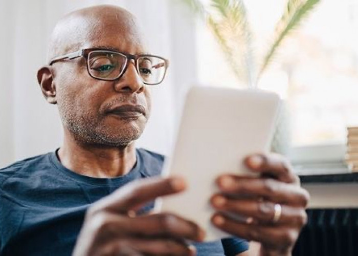 9 Tips Menjaga Mata Tetap Sehat di Era Layar Digital