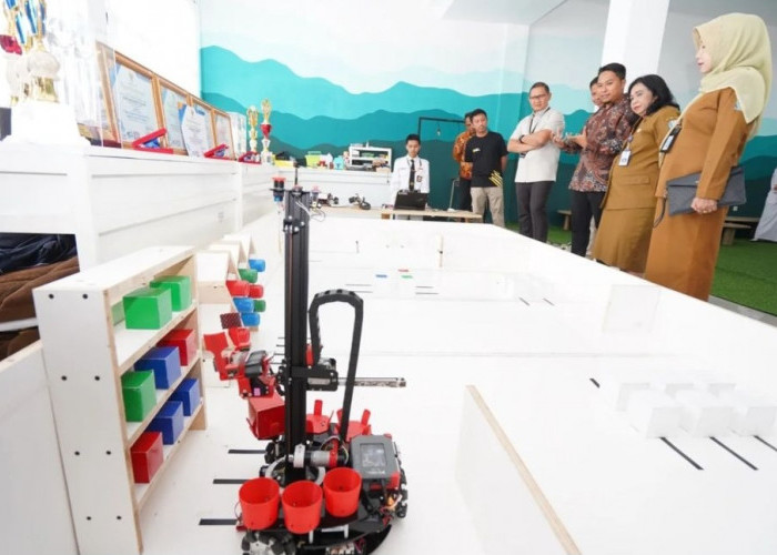 Techno Park di SMK Telkom Malang Di-launching, Pamerkan AI untuk Posyandu