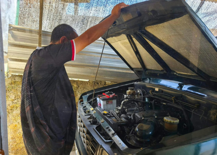 9 Cara Merawat Aki Mobil agar Awet, Tak Mudah Soak dan Aman untuk Perjalanan