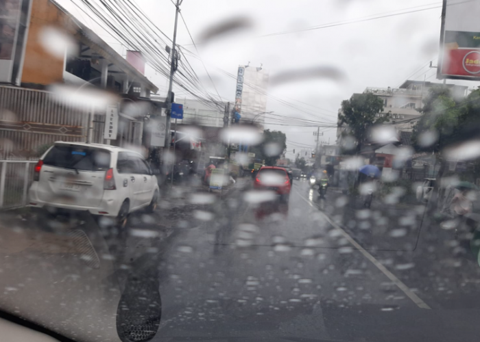 Cuaca Malang Raya 30 April, 31 Kecamatan Hujan Ringan, Perairan Malang Hujan Petir, Jatim Siaga Cuaca Ekstrem