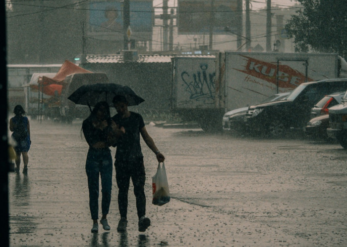 9 Cara Tetap Sehat di Musim Hujan Biar Nggak Gampang Tumbang!