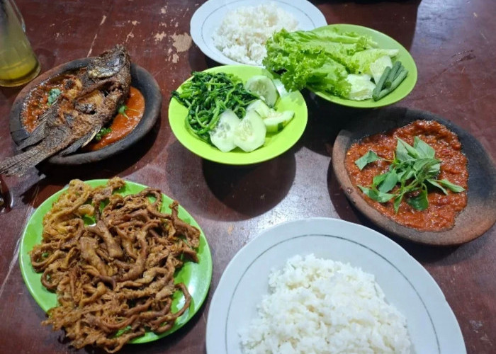 5 Warung Lalapan Legendaris di Kota Batu, Ada yang Buka hingga Tengah Malam