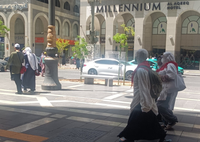 Kemenhaj Imbau Jemaah Haji Waspada Suhu Panas Arab Saudi yang Diprediksi Capai 43°C